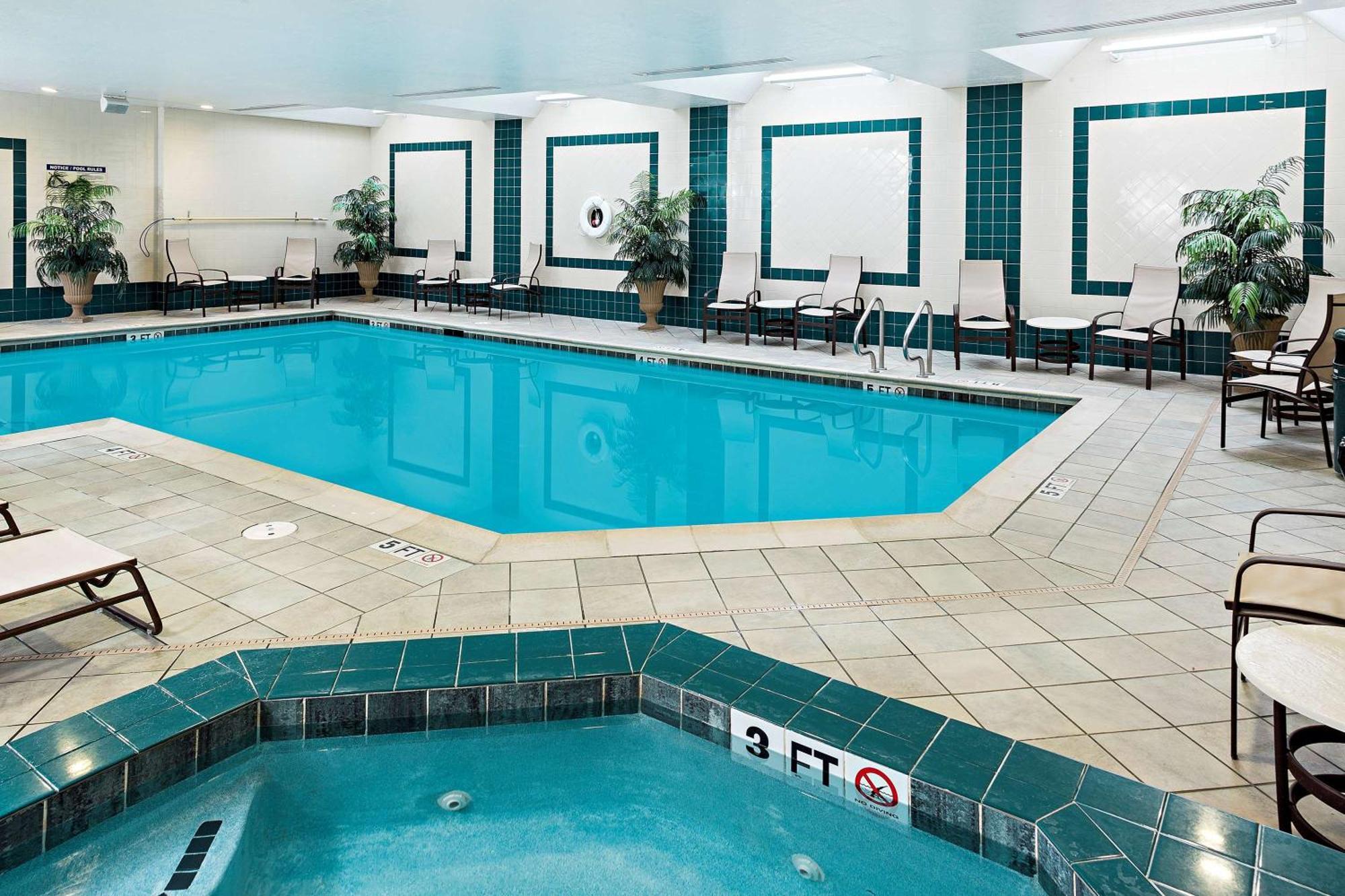 Hampton Inn Литлтон Экстерьер фото
