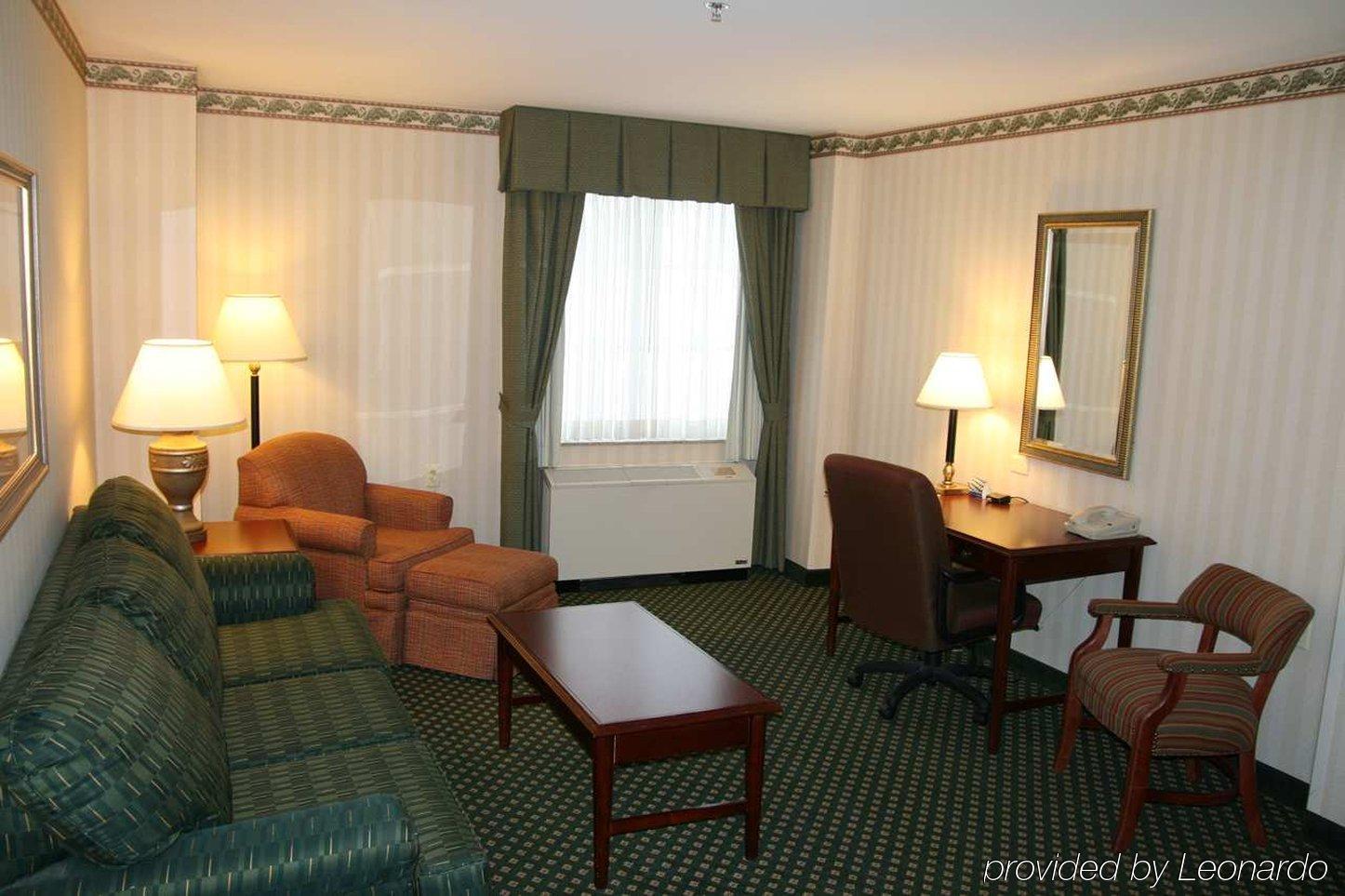 Hampton Inn Литлтон Номер фото